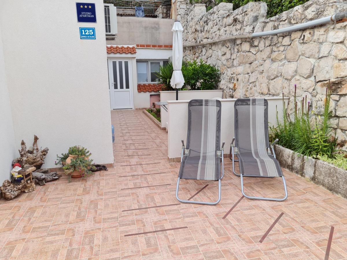 Mihael Apartman